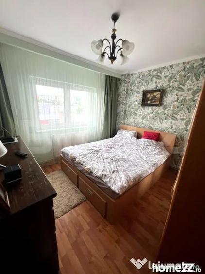 Apartament 4 camere, 86 mp, balcon, 2 bai, etaj intermediar - 7