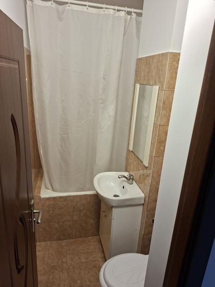 Apartament cu 2 camere semidecomandat în Exterior Vest
