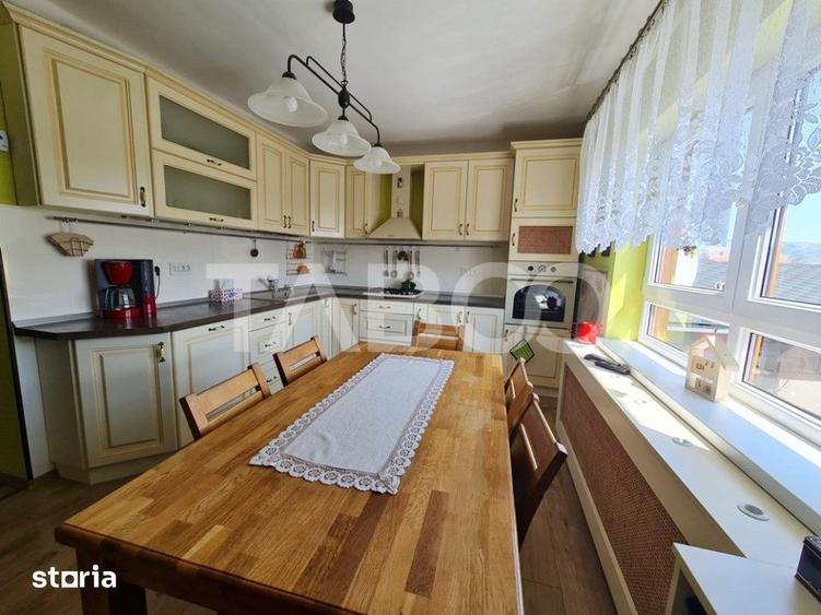 Casă cu 3 camere cu Teren 2800 Mp în Sebeș