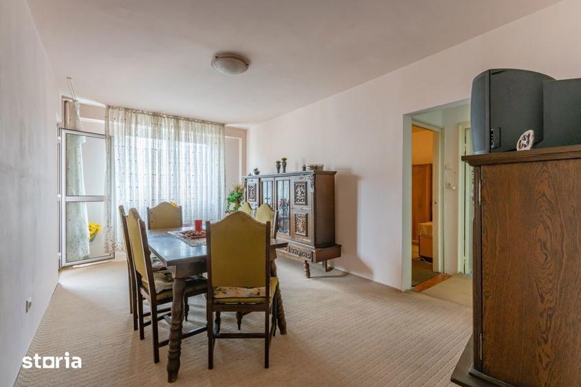 Apartament cu 3 camere decomandat, mobilat în Astra