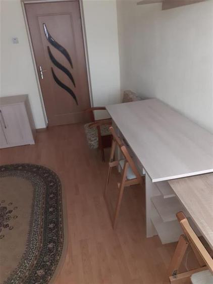 Garsonieră semidecomandată în Podul de Piatră