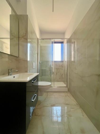 Apartament cu 3 camere decomandat în Giroc