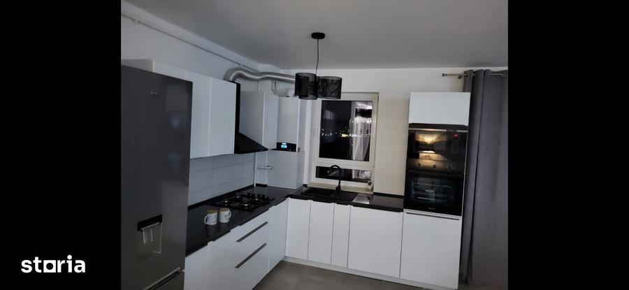 Apartament cu 3 camere în Libertății
