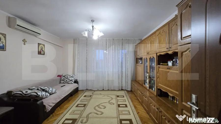 Apartament cu 3 camere decomandat în Burdea