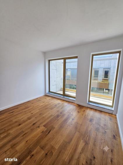 Casă cu 4 camere cu Teren 200 Mp în Central
