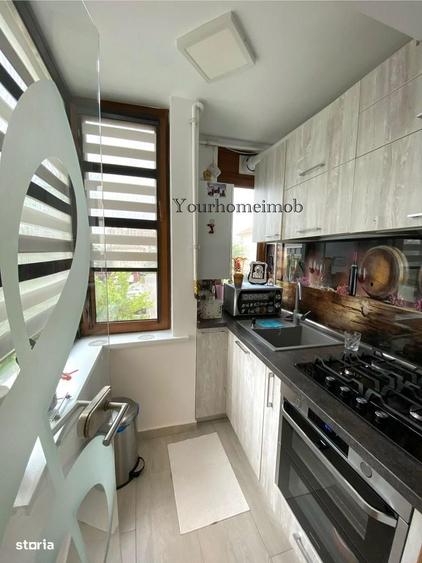 Apartament cu 3 camere decomandat în Central