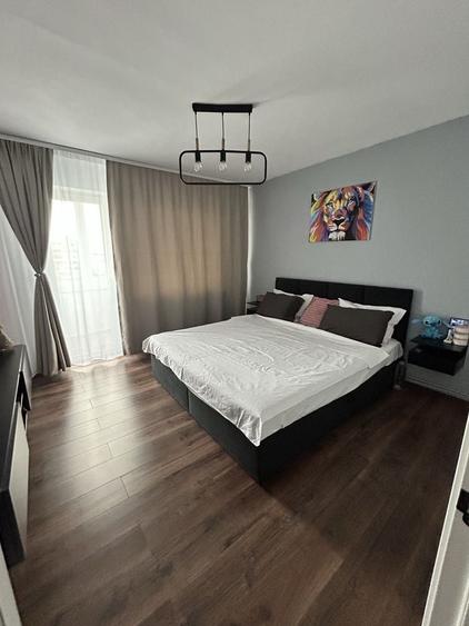 Apartament cu 3 camere decomandat în Popoveni