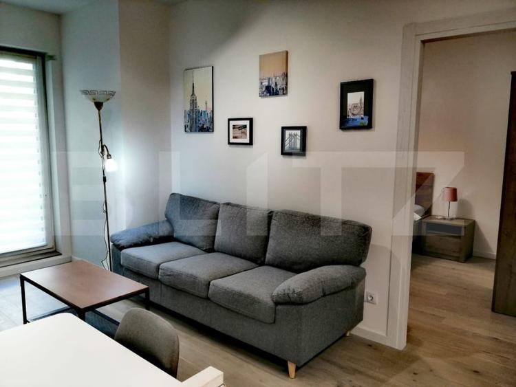 Apartament cu 2 camere semidecomandat, mobilat în Mărăști
