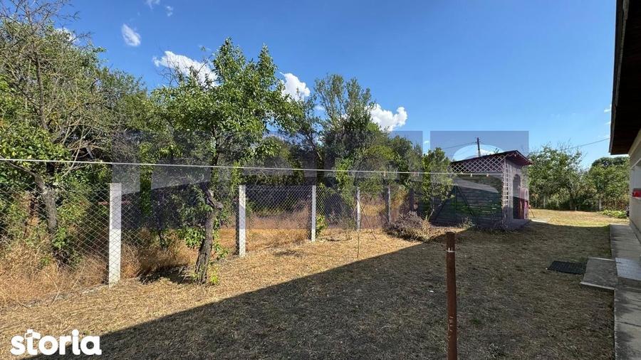 Casă cu 3 camere cu Teren 1300 Mp în Dobrotești