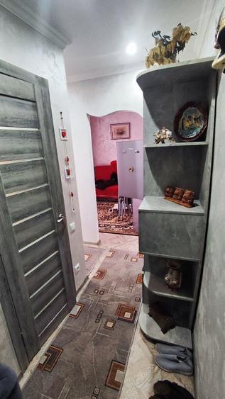 Garsonieră decomandată în Soarelui