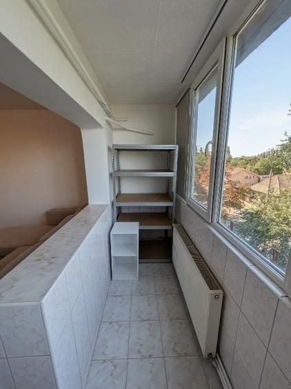 Apartament cu 3 camere semidecomandat, mobilat în Freidorf