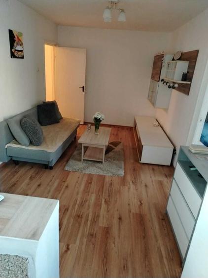 Proprietar, inchiriez apartament cu 2 camere - 8