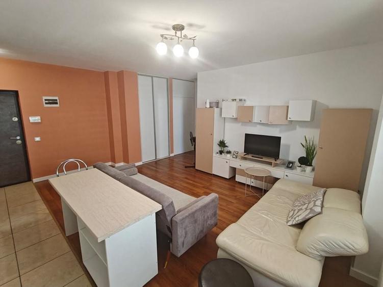 Apartament cu 2 camere în Florești