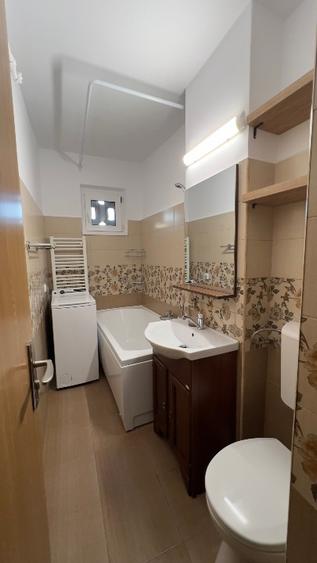 Apartament cu 2 camere semidecomandat, mobilat în Girocului