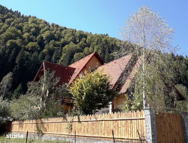 Casă cu 4 camere în Voineasa