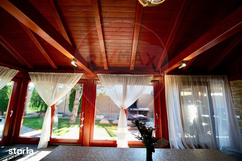 Casă cu 5 camere cu Teren 2687 Mp în Mădăras