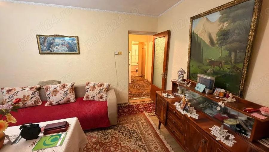 Apartament cu 2 camere decomandat în Central