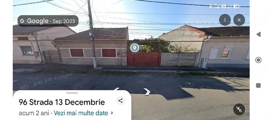 Casă cu 3 camere cu Teren 1345 Mp în Central