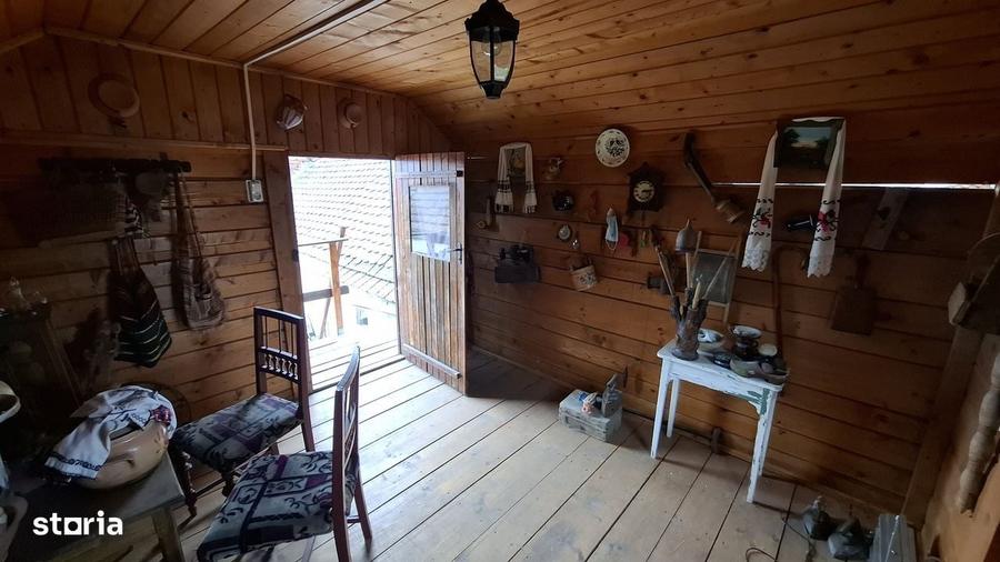 Casă cu 2 camere cu Teren 367 Mp în Central