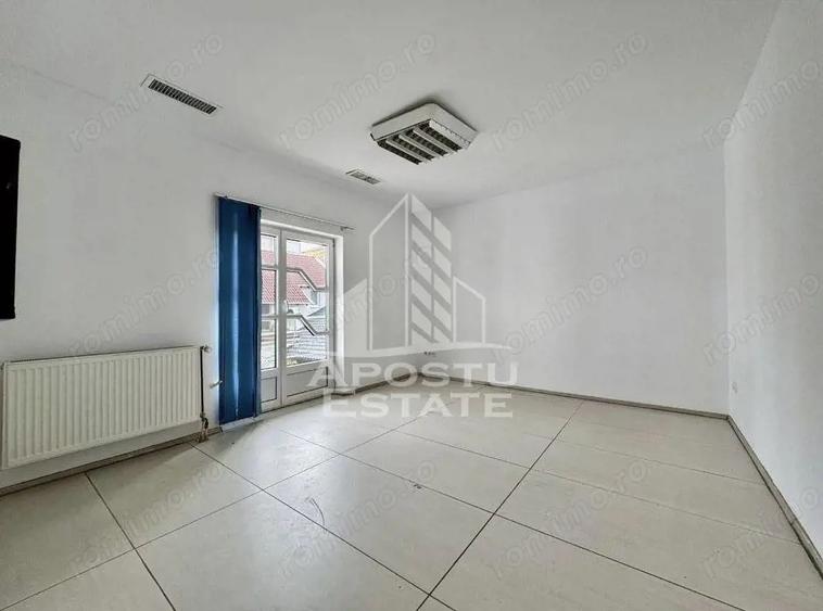 Casă cu 7 camere cu Teren 500 Mp în Bălcescu