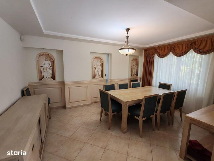 Casă cu 4 camere în Ostratu