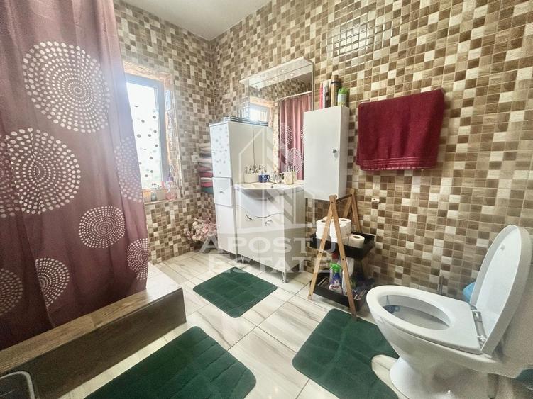 Casă individuală cu 5 camere cu Canalizare în Nord