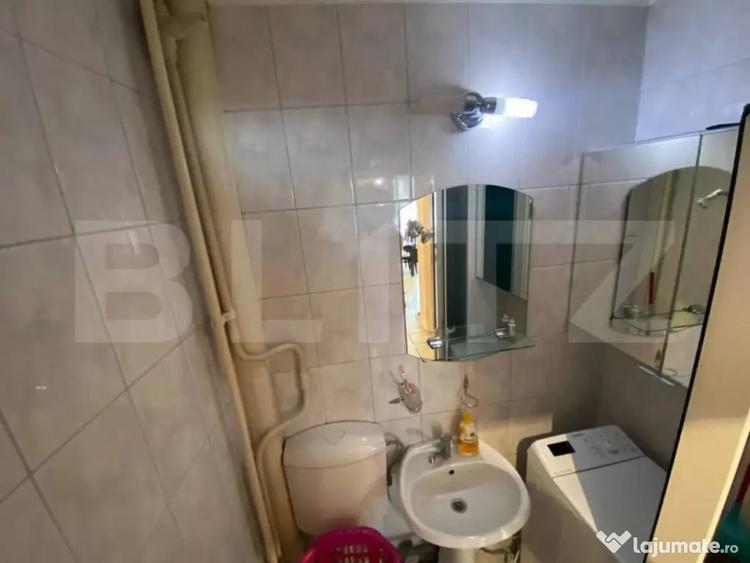 Apartament cu 3 camere decomandat în Gară