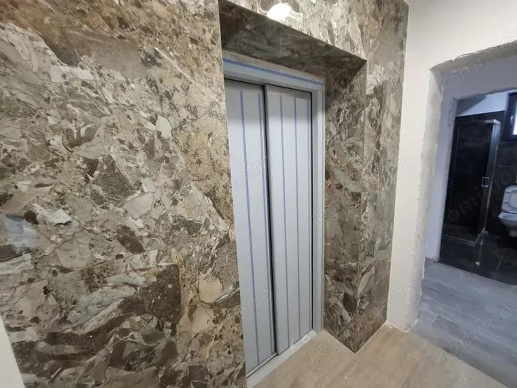 Casă cu Canalizare în Apărătorii Patriei