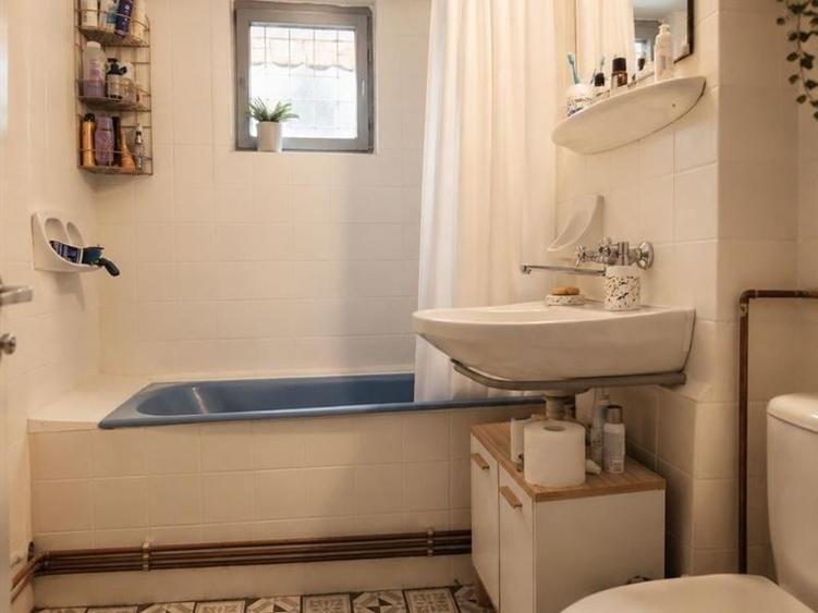 Apartament cu 3 camere decomandat în Mofleni