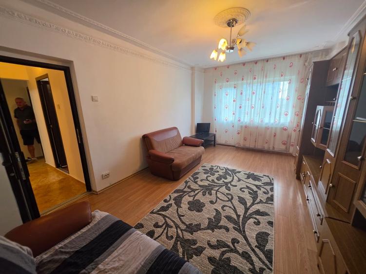 Apartament 2 camere de inchiriat – zona Republicii, mobilat si utilat - 1