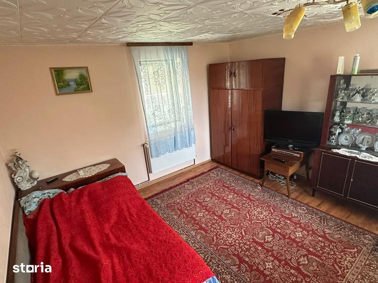 Casă cu 4 camere cu Teren 1395 Mp în Sântuhalm