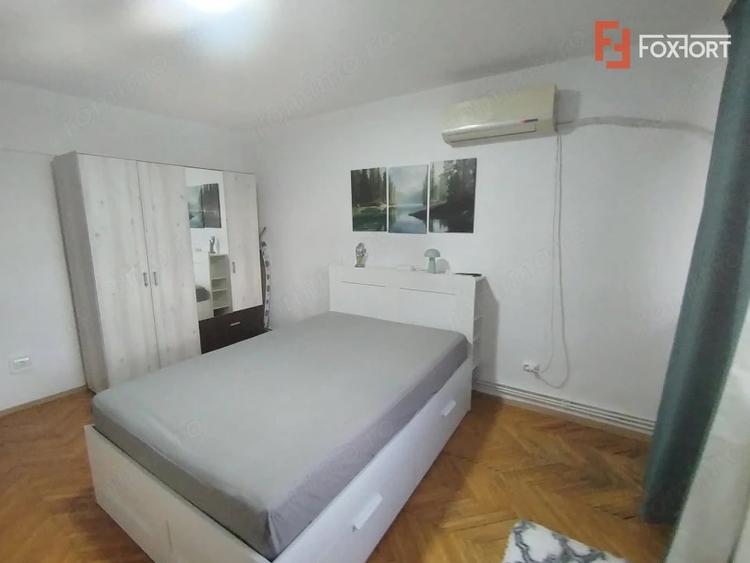 Apartament cu 2 camere decomandat în Dâmbovița