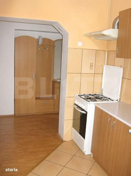 Apartament cu 2 camere decomandat în Vălureni