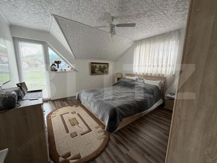 Casă cu 4 camere cu Teren 1200 Mp în Coșeiu