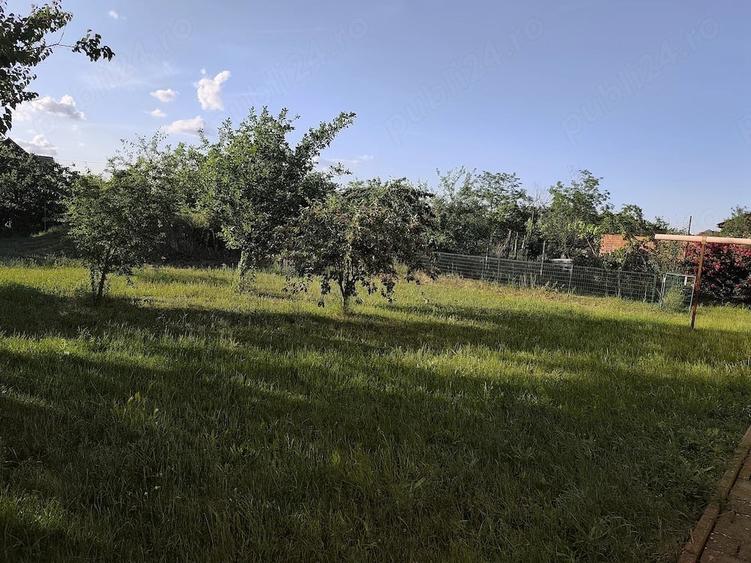 Casă cu 4 camere cu Teren 1106 Mp în Vinga