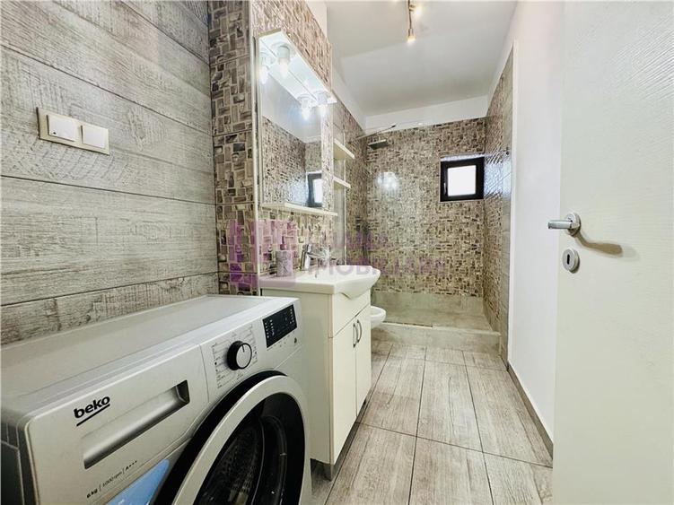 Apartament cu 3 camere decomandat, mobilat în Aeroport