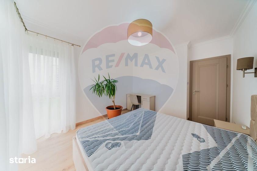 Apartament cu 3 camere, mobilat în Funcționarilor