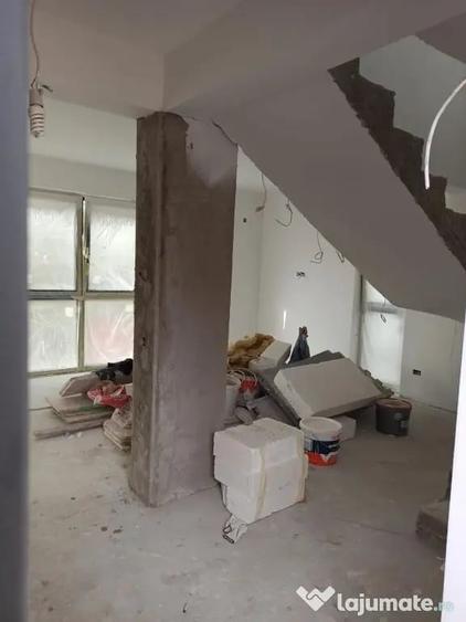 Vila ind.3cam2bai2parcari-192mp curte/25min metrou Bercen... - 1