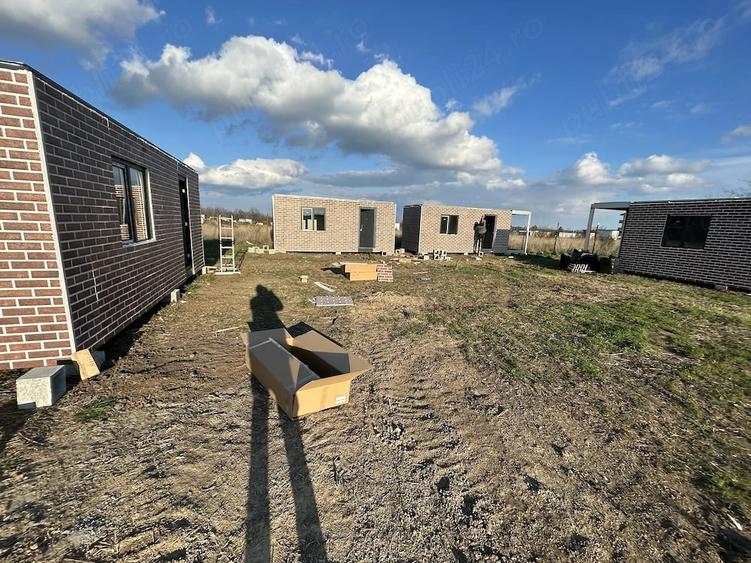 Teren de 590 mp, în Corbu