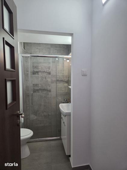 Apartament cu balcon, lift, 2 camere, Piata Romana - 5