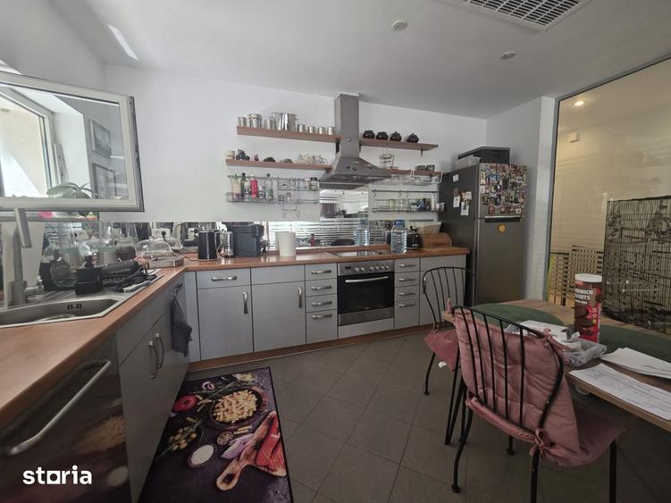 Apartament cu 3 camere în Șoseaua Nordului