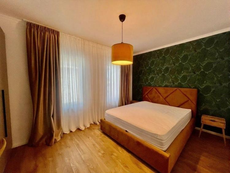 Duplex cu 4 camere cu Canalizare în Florești