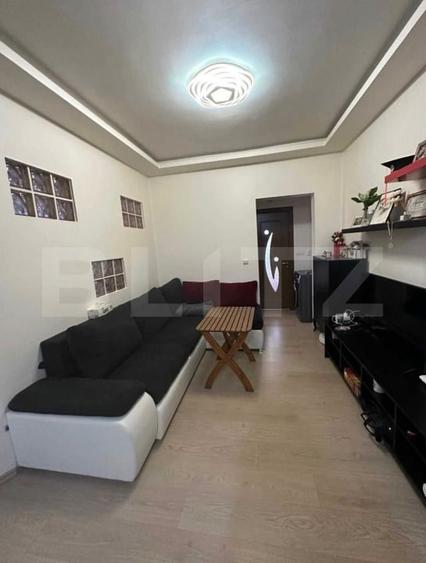 Apartament 3 camere decomandat, 70 mp, balcon închis, etaj 3, zona Cristești - 1
