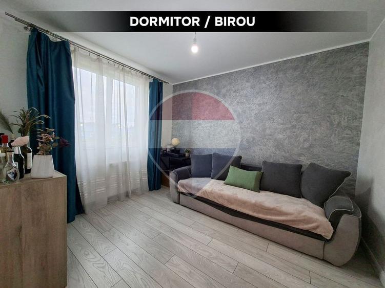 Apartament cu 3 camere decomandat, mobilat în Orașul Vechi