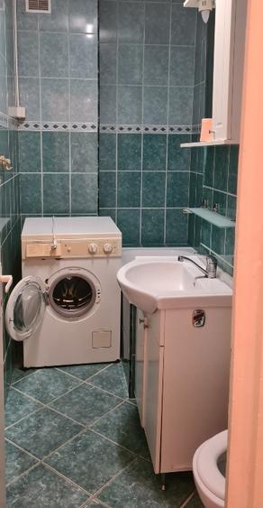 Garsonieră decomandată în Tudor