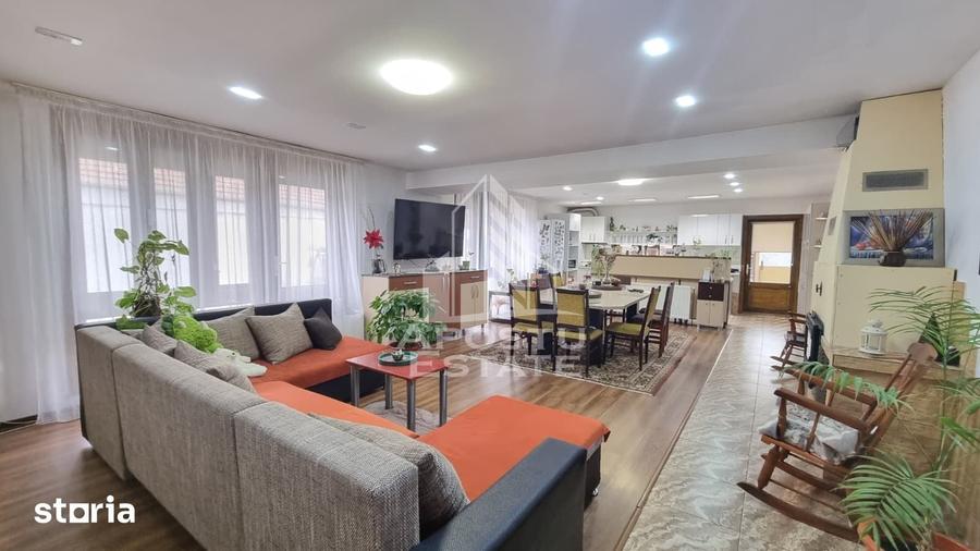 Casă cu 6 camere cu Teren 2712 Mp în Dudeștii Noi
