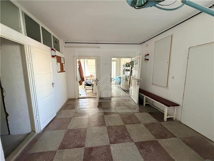 Spațiu comercial, de 55 mp, în Central