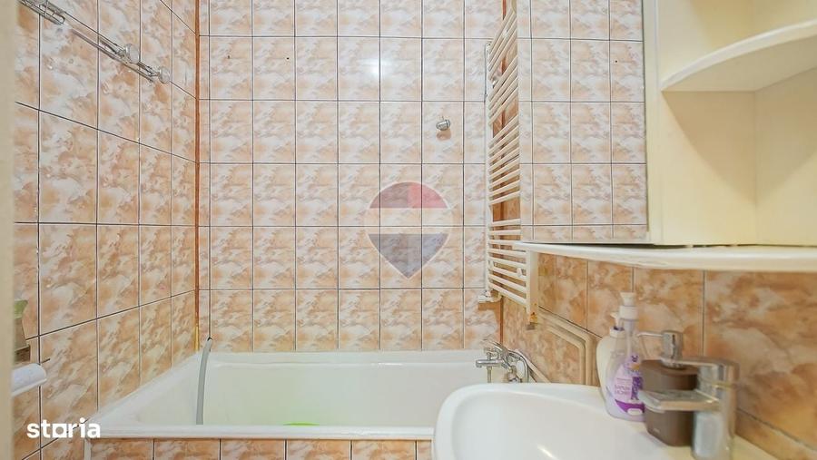 Casă cu 3 camere în Central