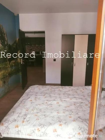 Apartament cu 3 camere semidecomandat în Florești
