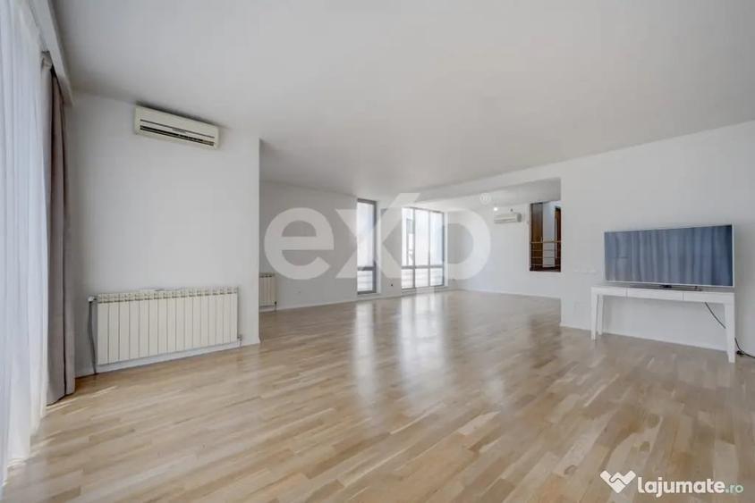 Apartament cu 4 camere decomandat în Dorobanți